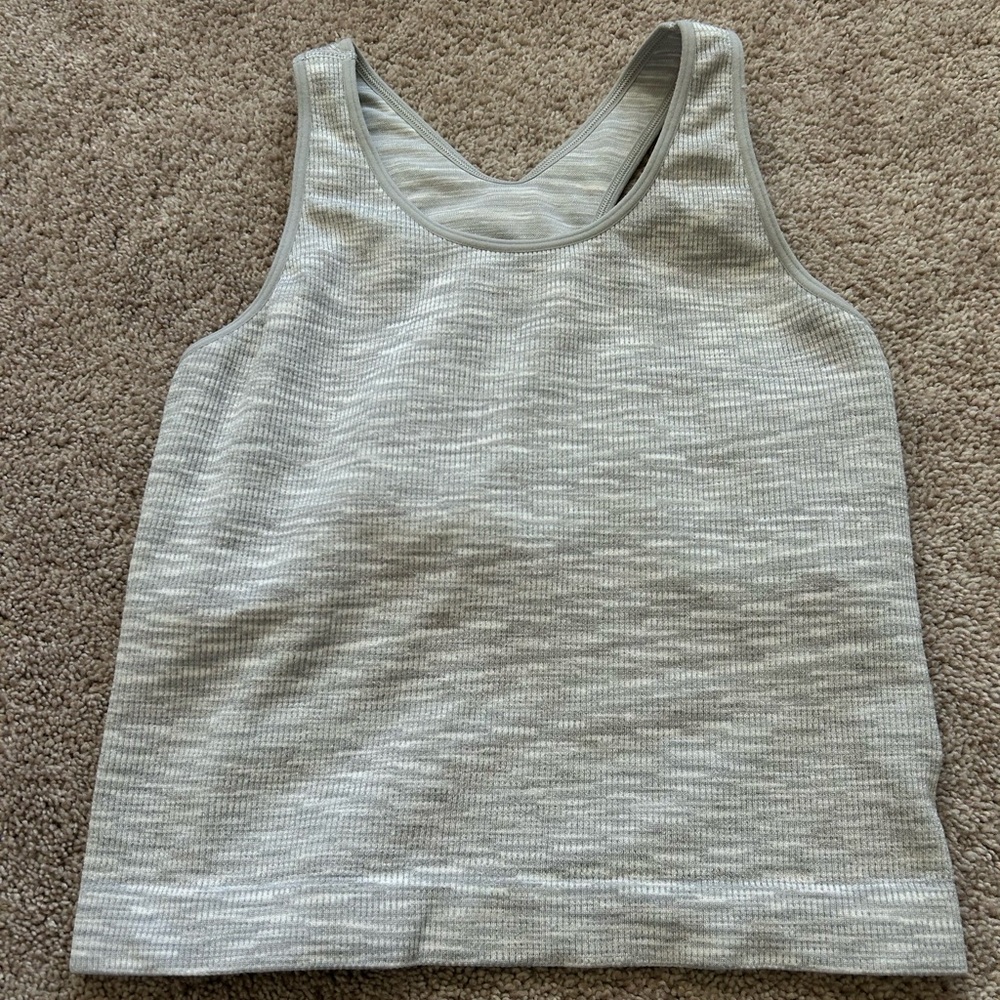 New Women’s DSG Gray Mixed Fabric Workout Top Soft W Bra Size XS